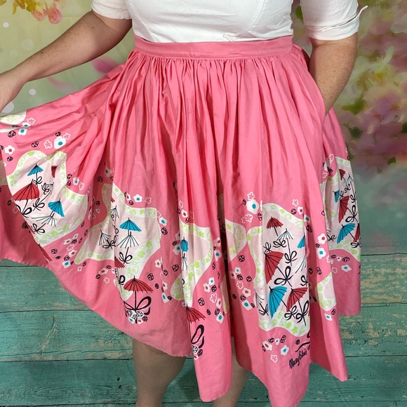 Pinup Couture Mary Blair Pink Umbrellas w/pockets - Picture 4 of 4